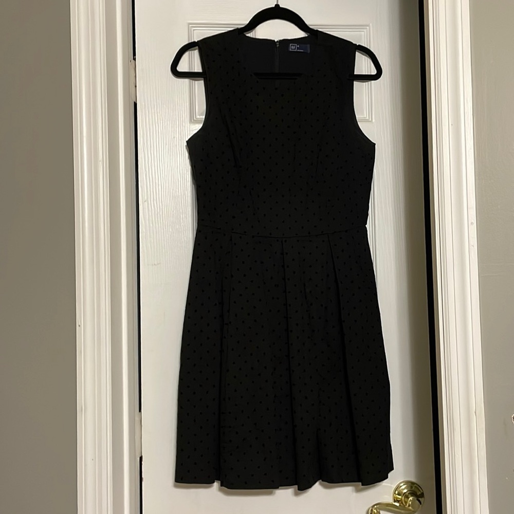 GAP black polka dot dress
